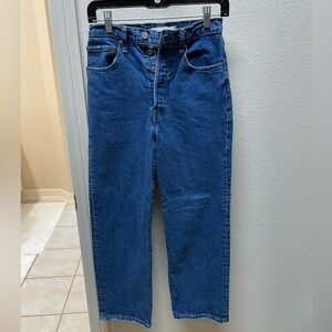 Blue Levi’s Ribcage Denim Ankle Jeans